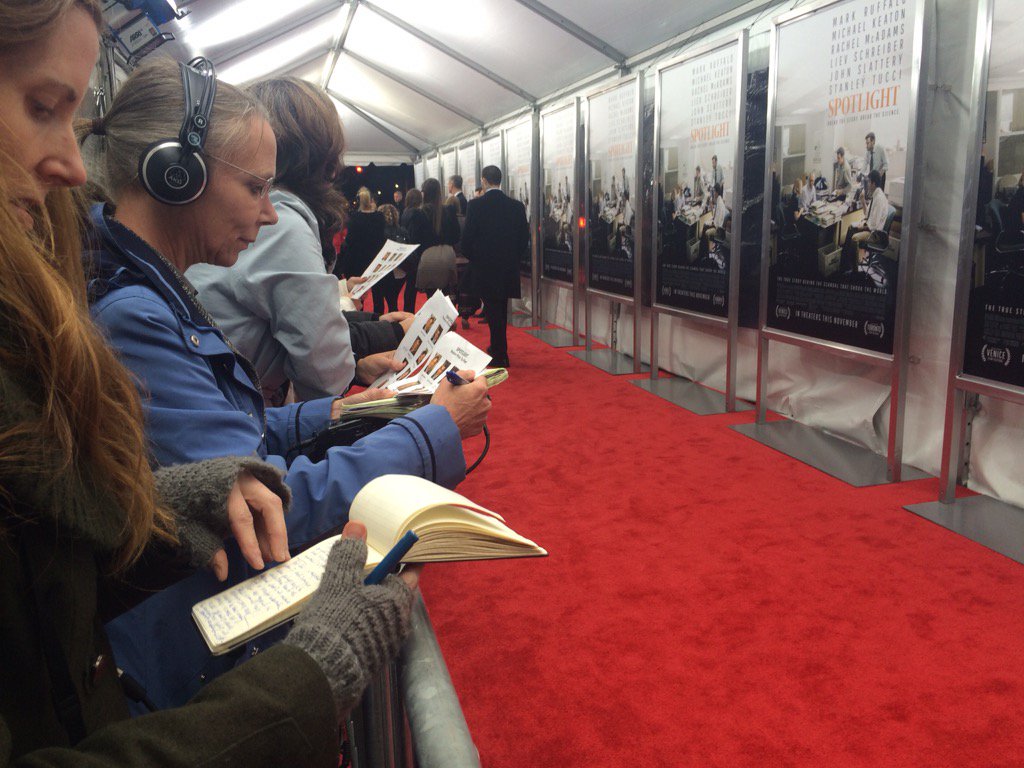 mollybmcd's tweet photo. Press is assembling at #CoolidgeCornerTheater! #jo304 #Spotlightmovie https://t.co/JmsP6AEe62