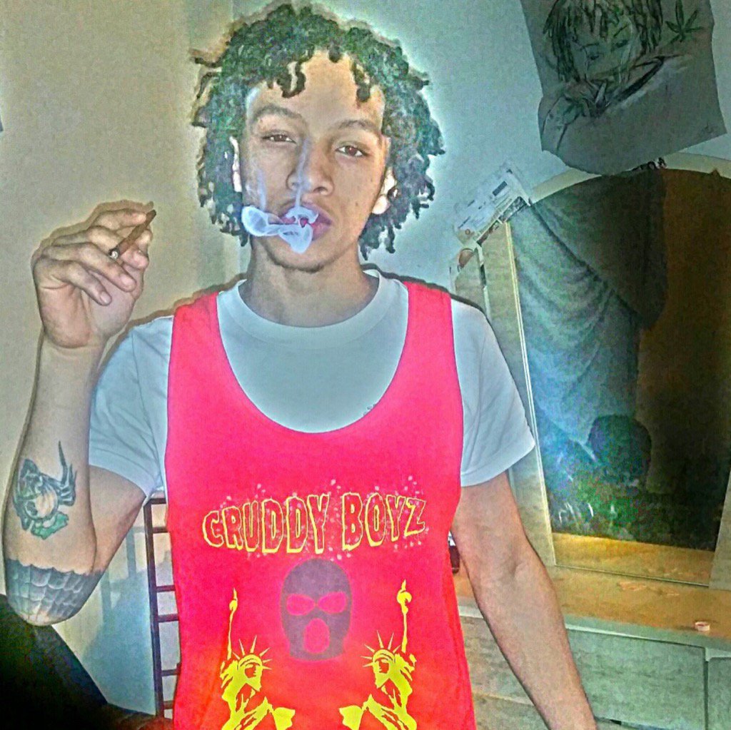TakeA_MOlly's tweet photo. My Mf ❤️❤️ . I love you so much bro ! Blood couldn't make us any closer .. Ima miss ya dumb ass yo😒😫😘😘  #FlyHighMoe https://t.co/yyRng7MBSm