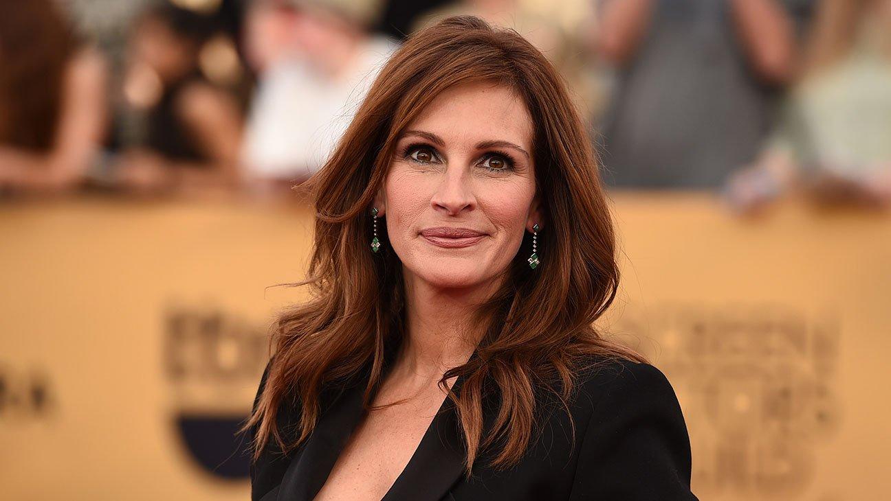 Happy Birthday to this pretty woman! Love Julia Roberts! 