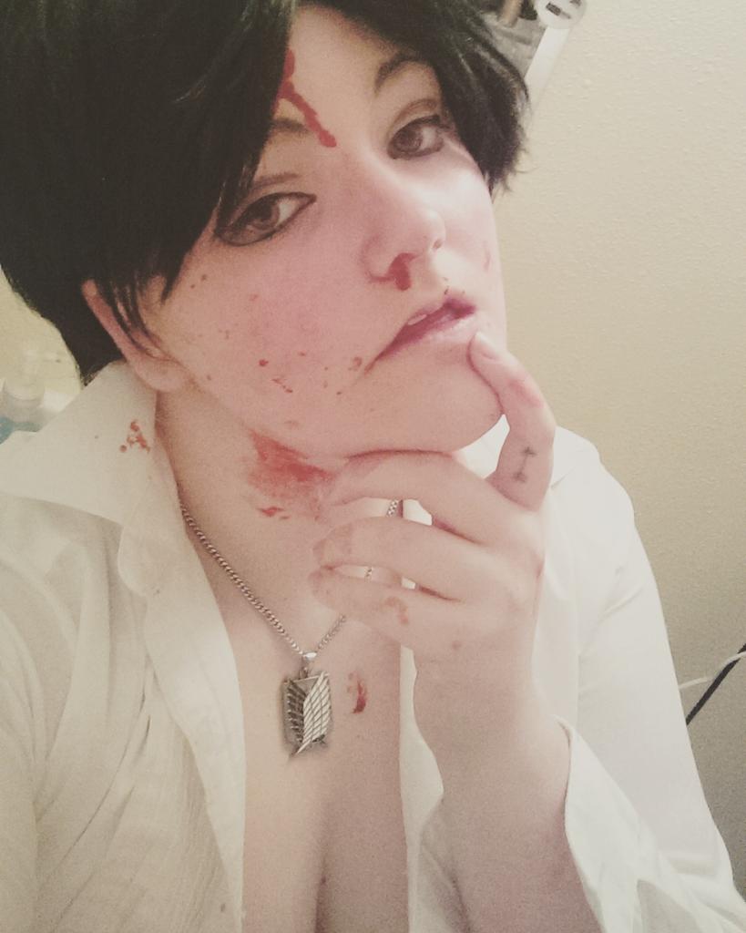 healeroftime's tweet photo. Did some Levi cosplay makeup the other day #aot #cosplay https://t.co/fTn1X06Tds