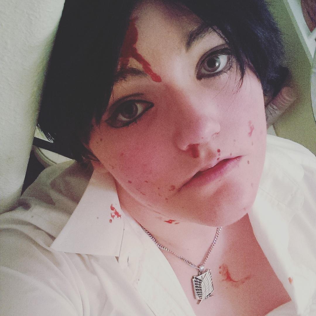 healeroftime's tweet photo. Did some Levi cosplay makeup the other day #aot #cosplay https://t.co/fTn1X06Tds