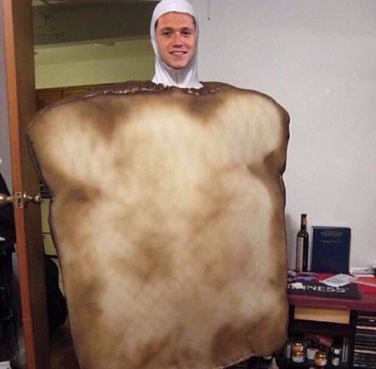 adoredhxran's tweet photo. I'VE BEEN CRYING FOR GOD KNOWS HOW LONG 😂 "take a chonce" https://t.co/uS06u6Ku8e