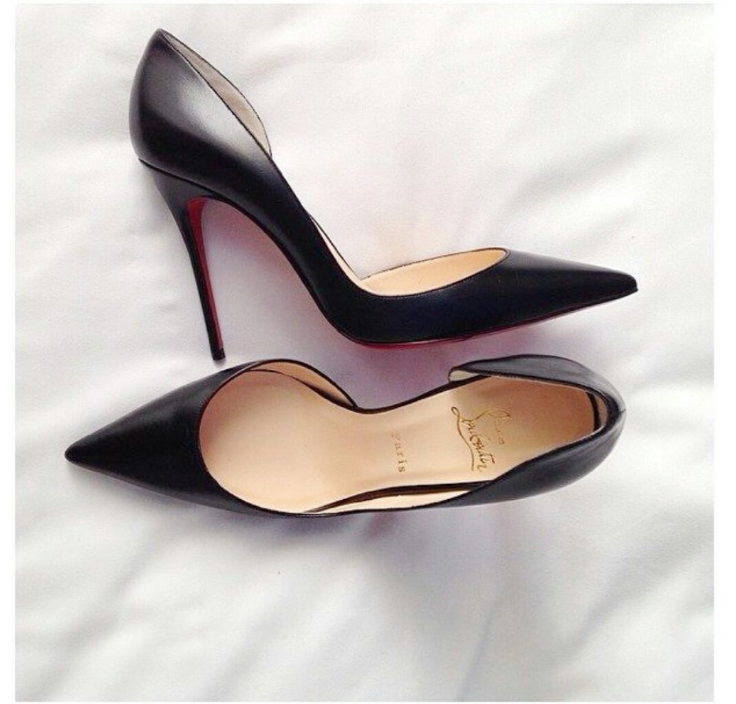 Kirmizi tabani ile ayakkabida #Laboutin'in uzerine tanimam :)