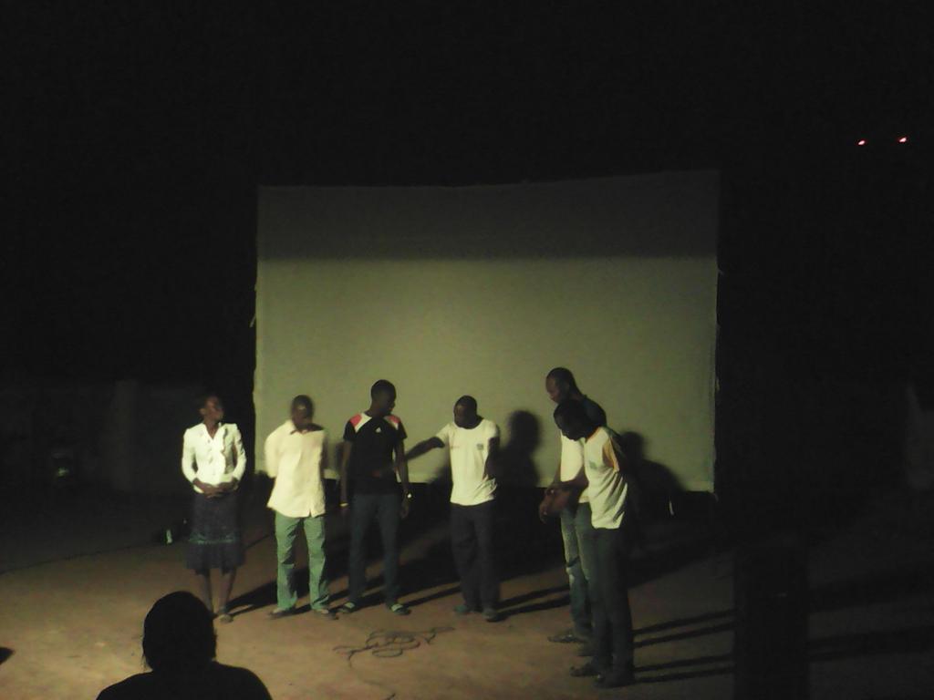 fadima994's tweet photo. Théâtre participatif pour la transformation des conflits en mode prévention des conflits électoraux @SFCG_BF #PDevII https://t.co/RAA184UdTW