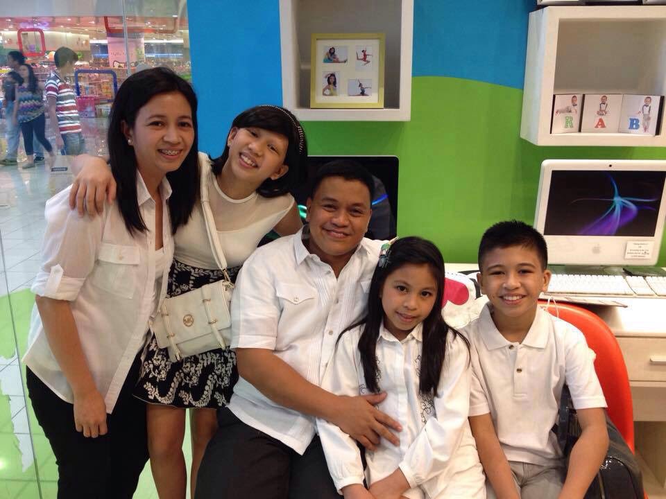 ElkoUMC2014's tweet photo. #familylightstheworld -Supports Happy family https://t.co/JKIhFFdikd