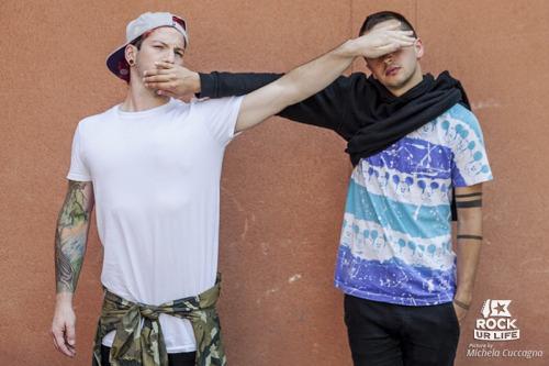 ttwenty1stpilot's tweet photo. speak no evil
see no evil https://t.co/pYie9qjqEQ