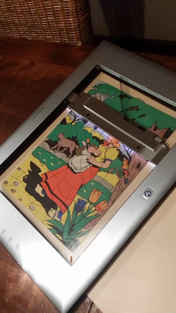 Scannen sprookjespuzzel voor poster volgende expo 'Er was eens... De geschiedenis van het sprookje'. Vanaf 14 nov.