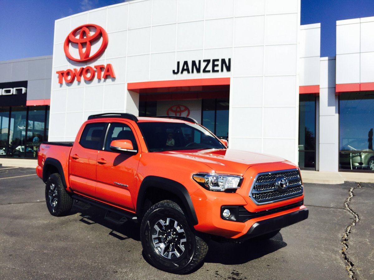 janzentoyota's tweet photo. Our first #Inferno #2016Tacoma has arrived! We give it two 👍! #JanzenToyota #Zthedifference https://t.co/hW5sd49C49