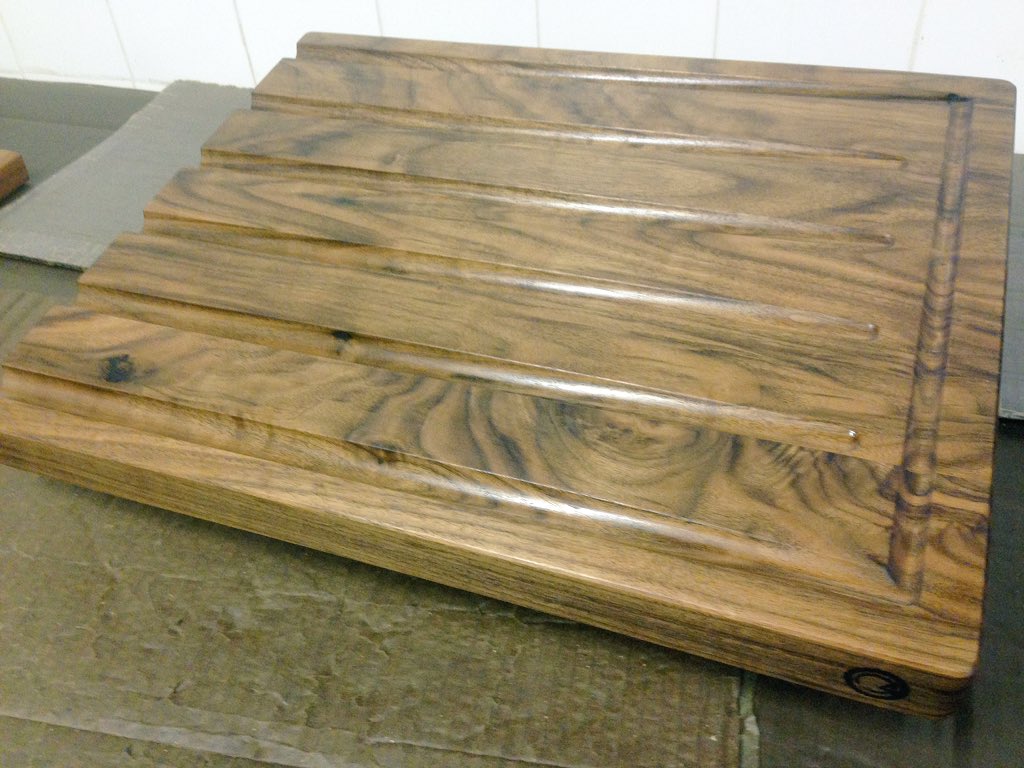 C4Designs's tweet photo. Wow!! That's the first coat of finish applied!! #bespoke #Walnut #drainingboard https://t.co/uUV2Lvjued