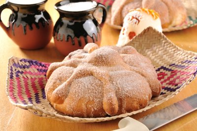 Bowiebakery's tweet photo. Getting ready for el dia de los muertos, come place your order for pan de muerto https://t.co/tQbEUT8mpL
