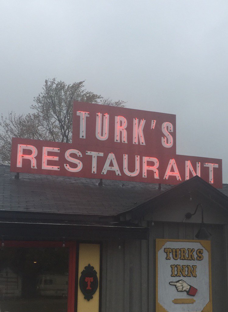 gr_john_allen's tweet photo. An iconic restaurant near Spring Lake! #epicrueben https://t.co/YvgcEe5F3A