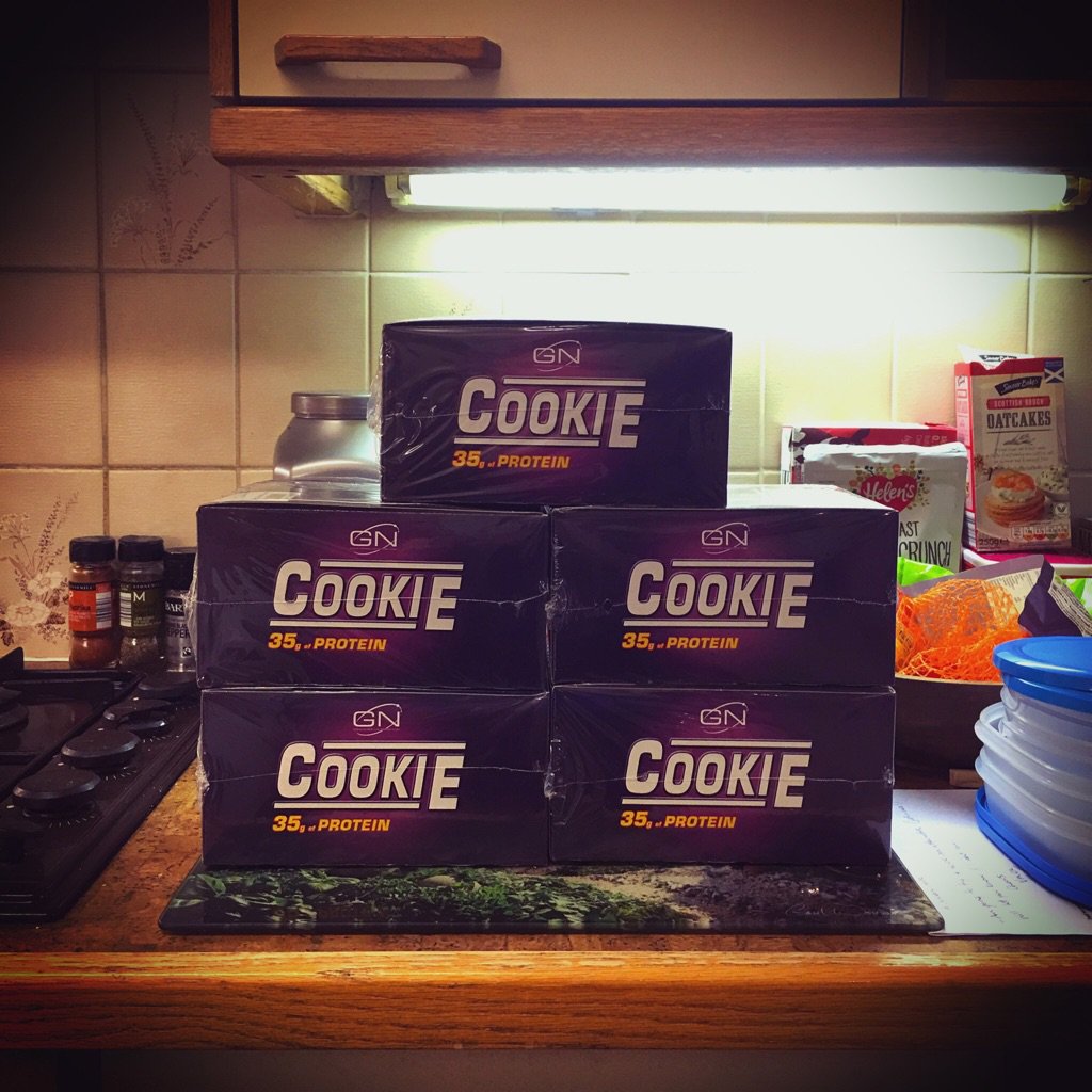 Helen_Parish's tweet photo. That's me sorted for a while! Thanks @GarnellGN and Vince at @ExtremeStAlbans 💪 https://t.co/HGNX9X2Jks