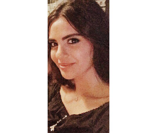 onesemraist's tweet photo. ve herşeye tepki gibi dünyaya gelmişsiiiiiin,nasıl zerafet Allahım; çok güzelsiiiiiiiin😍👍 @semra_guzel https://t.co/JQGEoRLsXJ
