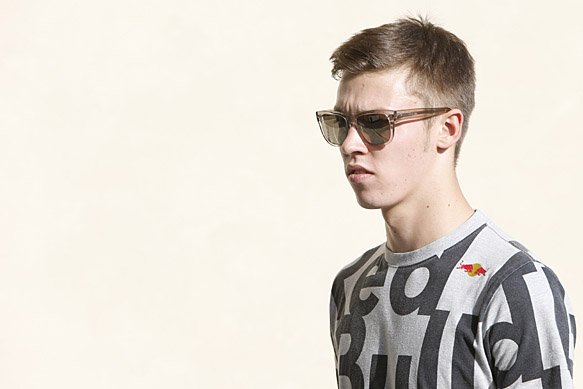 uicmx's tweet photo. En un rato más, meet & greet con @Dany_Kvyat en la final de la #RedBullRacingCan en la #UIC https://t.co/9vhl9ufbzu