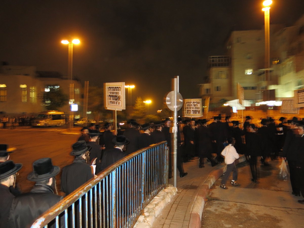 Satmar Yid tweet media