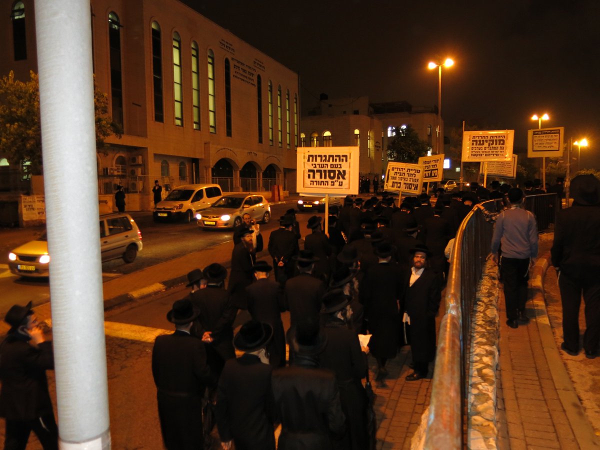 Satmar Yid tweet media