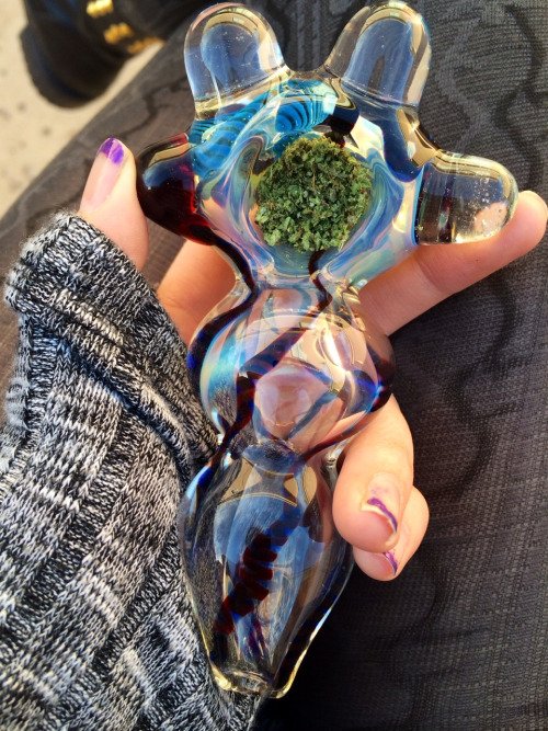 GetHighSkunk's tweet photo. #TeamKUSH #StonersCircle #stayhigh #weed #ganja #ganjagirls #weedfeed #cannabis #marijuana #StonerNation #maryjane https://t.co/maqc1csrMf