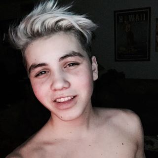 SammyP1232's tweet photo. :) Sam is so cute  :) https://t.co/TegQxYn7k5