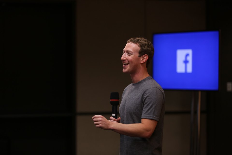 biobio's tweet photo. Mark Zuckerberg adelanta que las molestosas invitaciones a juegos tienen sus días contados https://t.co/41heWdY0sR https://t.co/H6bNW6zGVR