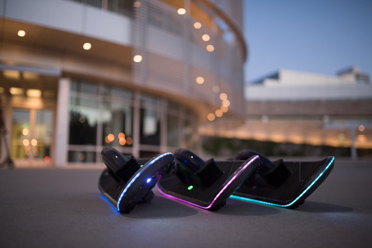 realhoverboard's tweet photo. ORDER NOW on https://t.co/uwd3i35Xpt for your very own Hoverboard!! #Explore #Surfthestreets #RideTheExperience https://t.co/pQwoDNVQQr