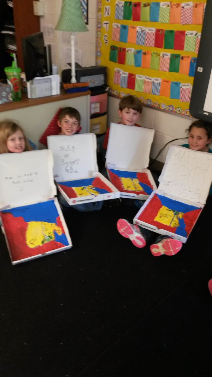ReachASES's tweet photo. Egyptian Salt Dough Maps and Foil Art Pharaohs #3rdGradeFun https://t.co/Lu5SrJLbq4