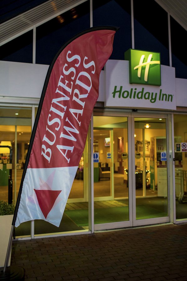 Holiday Inn Aylesbury tweet media