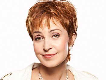 Happy Birthday Annie Potts! 