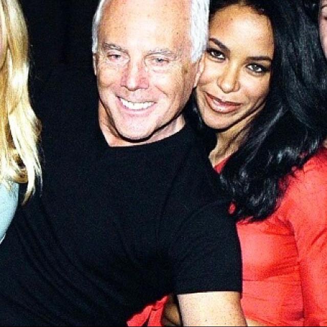 ExtraSmooth79's tweet photo. Aaliyah and giorgio armani https://t.co/5paFWsJWVg
