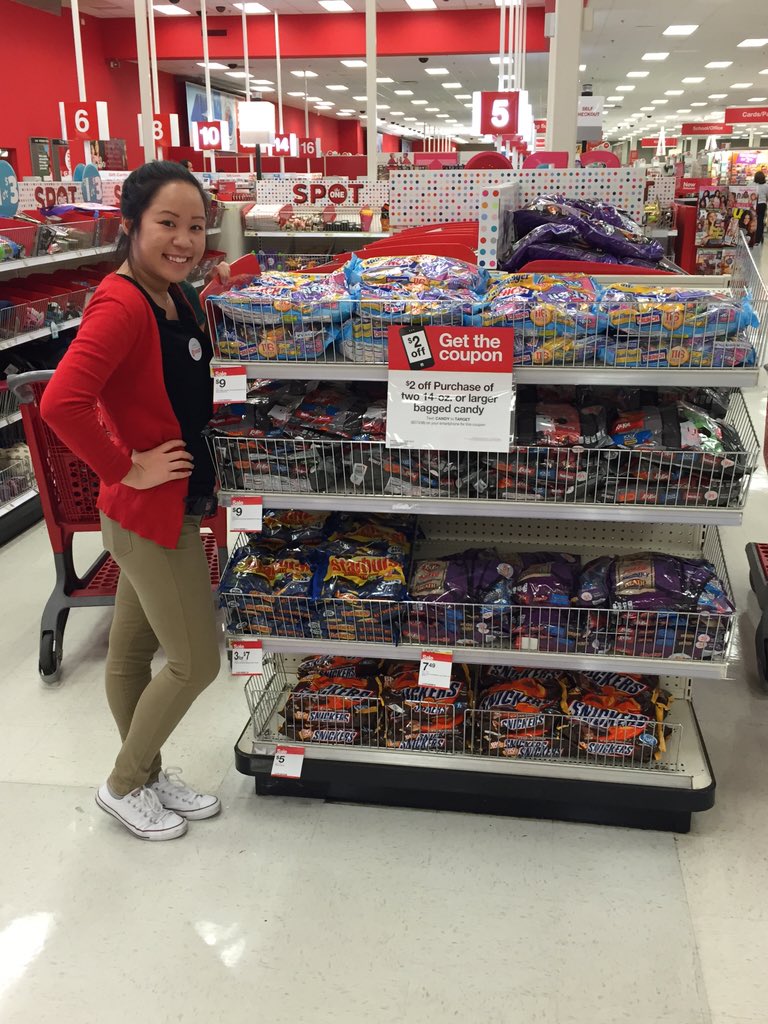 Kristin greeting guests and helping them find "SWEET" deals! #T0677AnaheimHills #G296 #D244 #Q3FinalSalesCountdown