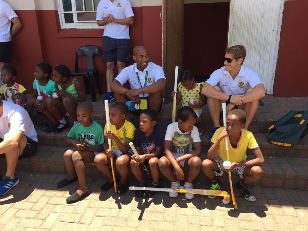 Always great to see the lads giving something back! #appreciatewhatyouhave #happyfaces #giveback