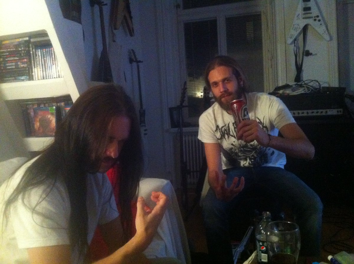 TuomasKarhunen's tweet photo. And finally the band has a full line-up. Celebrating with drinks ’n beers! #LILITHIAN https://t.co/Y8b24fKZXA