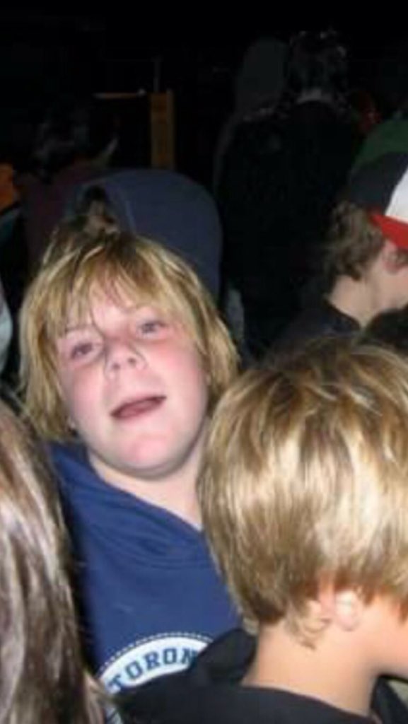 autocorrects69's tweet photo. He still looks hammered #backin07 @melnick069 https://t.co/H1088Ef3ZK