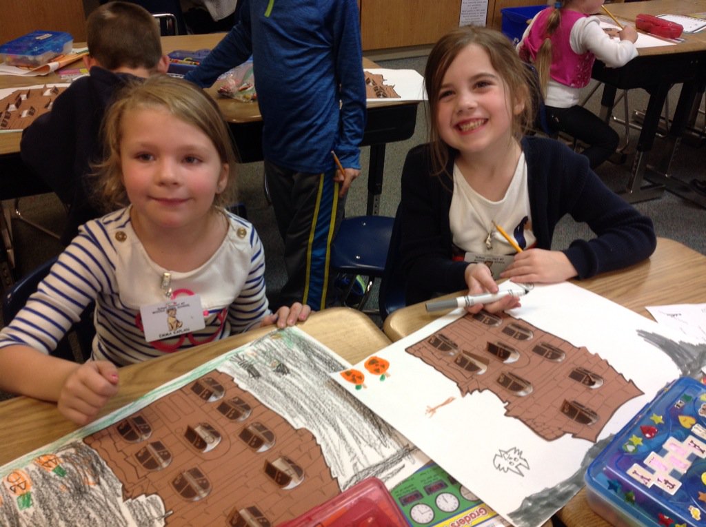 mrssitesWC's tweet photo. Loved working with our new reading buddies today!
#mrssitesclassrocks https://t.co/4LUAFPPvpu