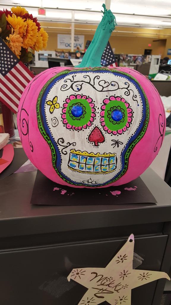 MyWarden2014's tweet photo. #pumpkinrules #teammikkirules https://t.co/0lJHB0yhLb