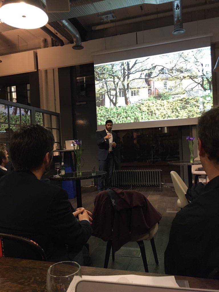 SharEconUK's tweet photo. .@Splitcab integrating w/ 3 biggest taxi dispatch companies to share work across entire minivab industry @balderton https://t.co/ZmyDs3JKJg