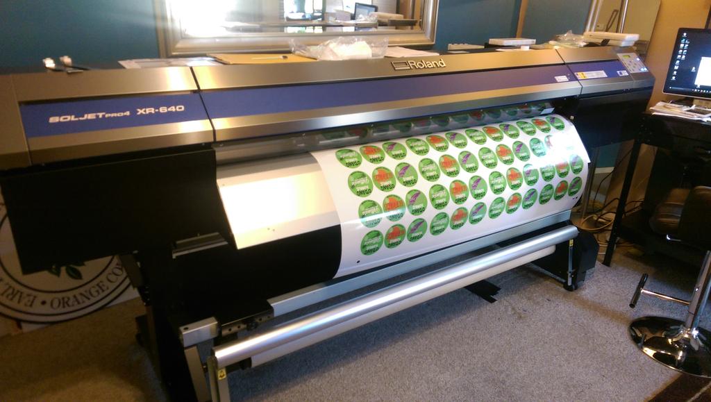 BspSigns's tweet photo. Amazing upgrade today putting us ahead on technology. Breaking it in with decals. @odanghummus #bspsigns https://t.co/zuTToedi4R