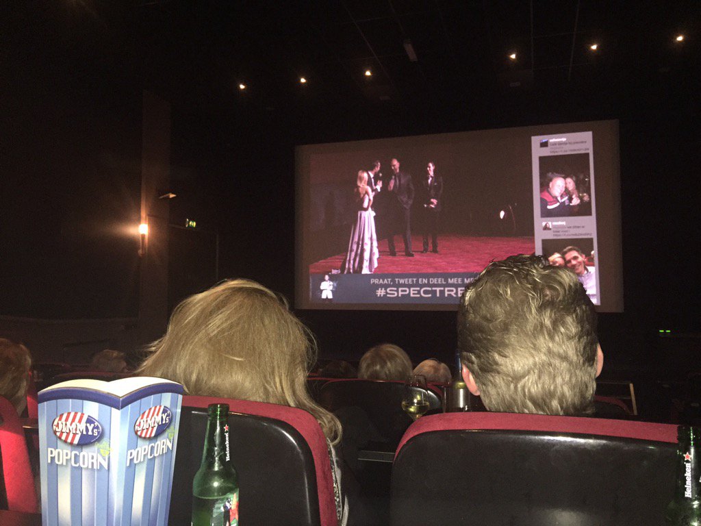 Live meekijken tijdens de première van #SPECTRE  in <a href="/GotchaWeert/">Gotcha! Weert</a>