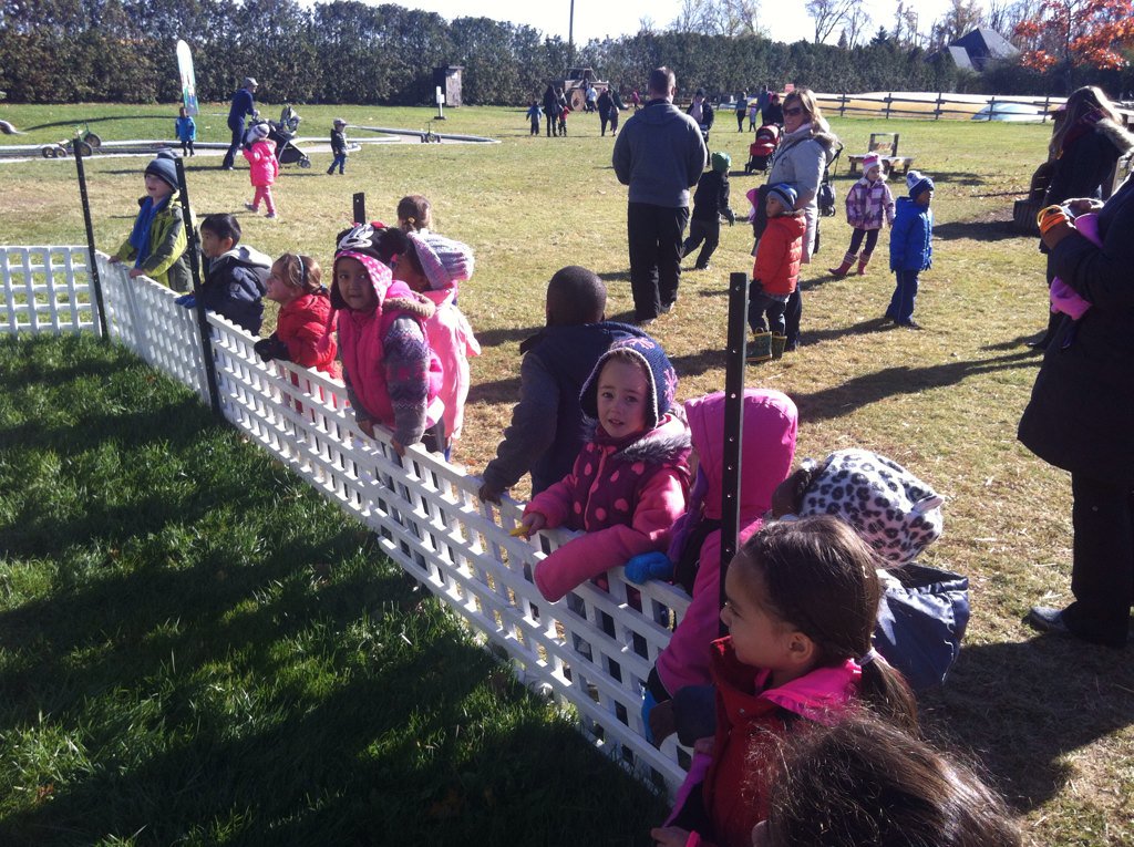 GAFDKRM104's tweet photo. We had a great time on our trip to Downey's!  We played in straw, went on a wagon ride and met some animals! https://t.co/1oXib6cx9q