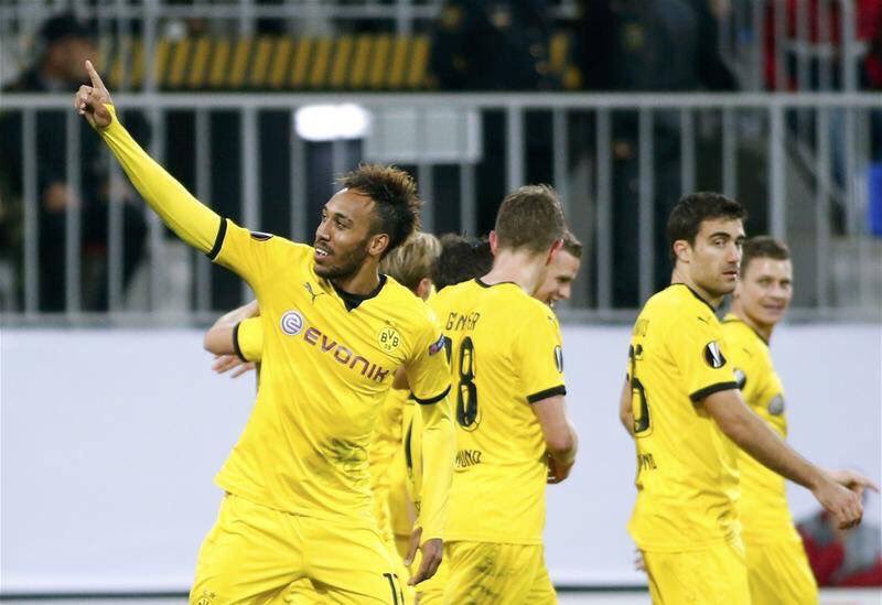 ActuFoot_'s tweet photo. Dortmund cette saison:

19 matches
61 buts https://t.co/t9H9bgH4b2