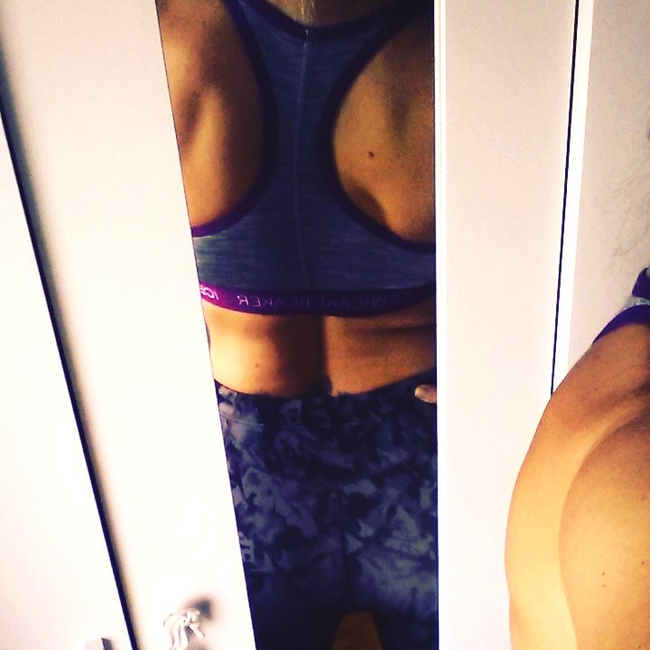 KatvanSteg's tweet photo. Back on track... working on my corestrength and flexibility #stretchitout #Pilates #WorkoutWednesday #Winteriscoming https://t.co/f9HsHsDeCH