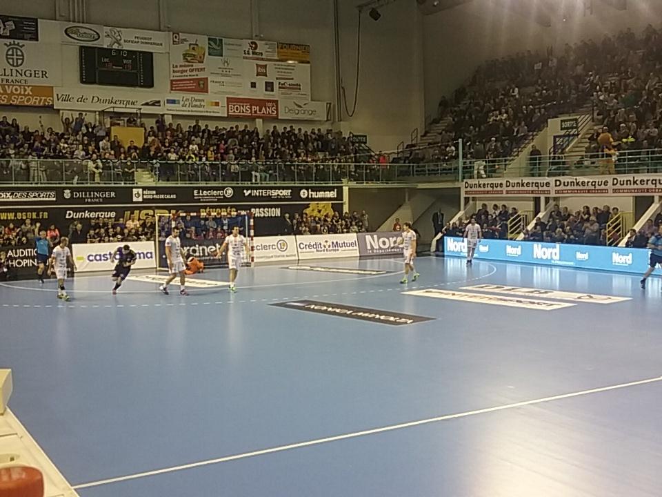 USDKDunkerque's tweet image. #USDKCMHB Peno en 2 temps pour #Emonet Dk égalise 19-19 36&apos;