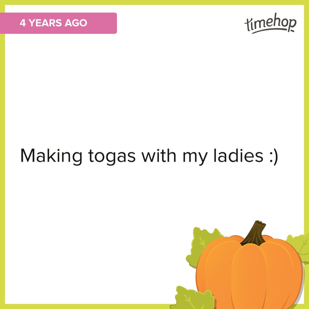HennaJohnson's tweet photo. #timehop #ThreeYearAgo this year I'll be getting drunk with my ladies @kmurphhh3 @sydddneyann @becca_marie_gif https://t.co/k3x7qHlWdO