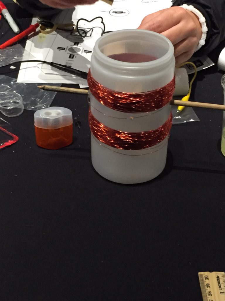 mrs_khebert's tweet photo. Making electrical generators! So fun! #goskins #EnergizingSTEM https://t.co/ehmYljTQ6s