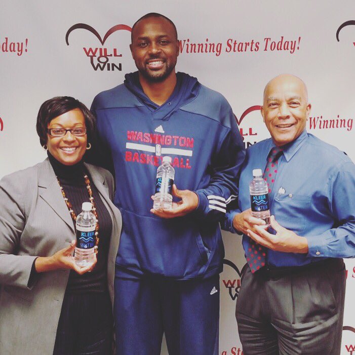 g4beveragesllc's tweet photo. Networking event! #kleerwater #willtowin https://t.co/31e51pPrFm