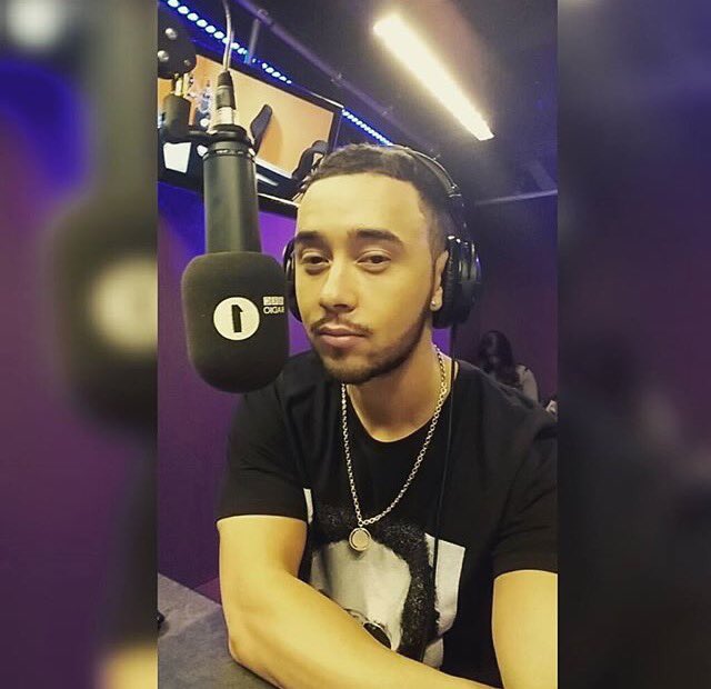 XFactorMason's tweet photo. @R1Breakfast  this morning 🎤 https://t.co/FDQR0XXD3X