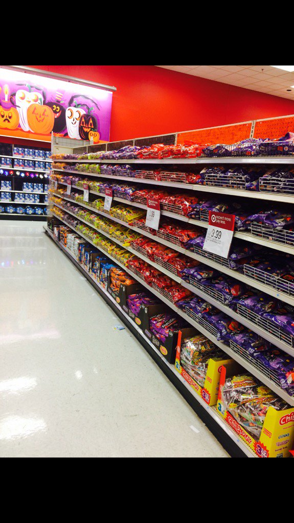 Team 1046 ready for final countdown. #closeSTRONG <a href="/keithlyons01/">Keith Lyons</a> <a href="/LisaJensen74/">Lisa Jensen</a> @LydiaDiazTGT