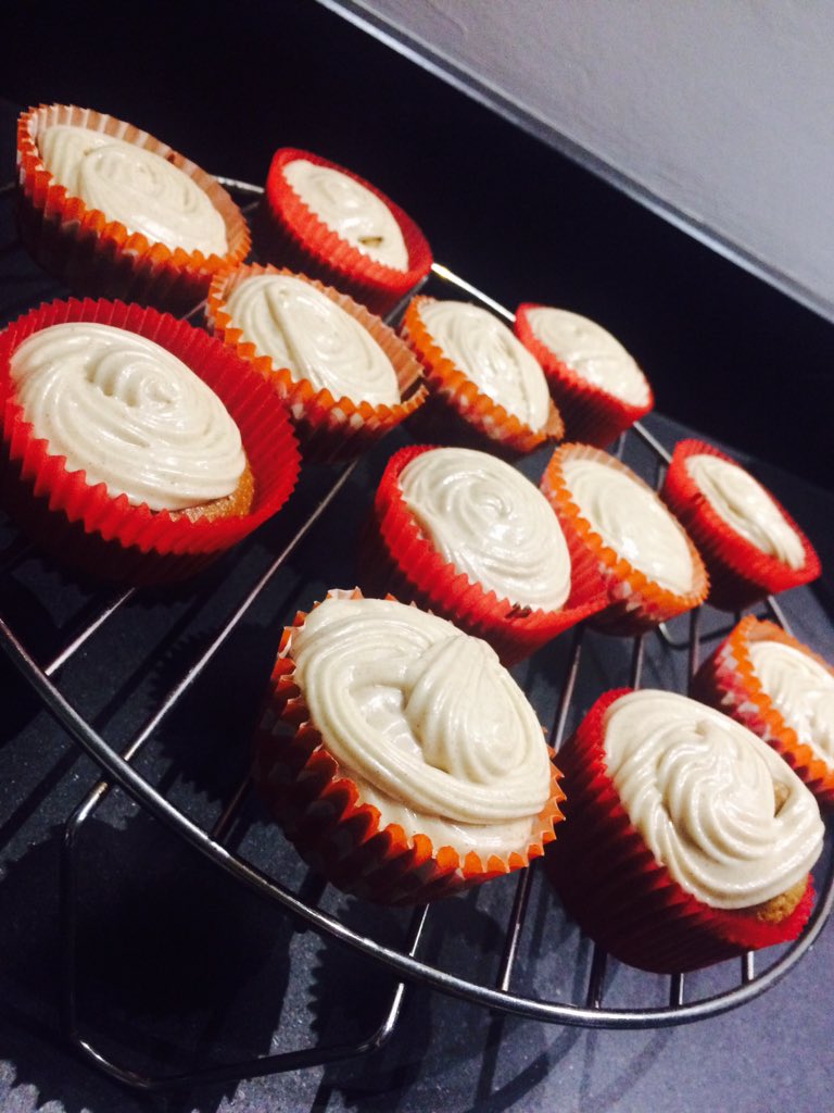 xkimottenheim's tweet photo. We made your cupcakes, they're so delicious! @zozeebo #zoella #zoellabaking 💕🍰 https://t.co/c3YXXwelYZ