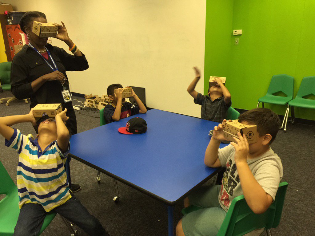 JuarezAcademy's tweet photo. A virtual reality extravaganza!
#GoogleExpeditions #JuarezAcademy #21stcenturyskills https://t.co/xfOxySvDGA