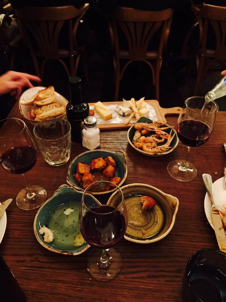 VinoVineWine's tweet photo. More delicious inspirations for Vino Vine Wine & Tapas #VinoVine #wine #tapas #GladeParks https://t.co/VzteHDFH0Q