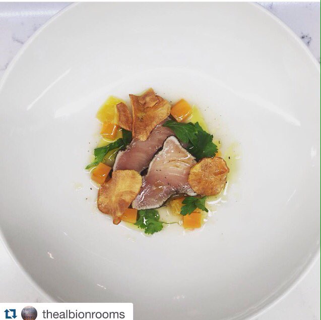 BytownChefs's tweet photo. It was just a night for amazing dishes! Here's a shot of the albacore tuna made up last night. https://t.co/MqYmzwOB6E